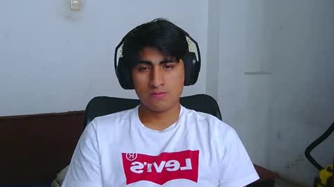 Snapshot of cesarex148 chatting on December 15, 7:40 pm Cesar online show from December 15, 7:40 pm