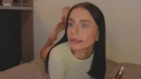 Snapshot of ceserisisi chatting on May 22, 10:59 pm Livia online show from May 22, 10:59 pm