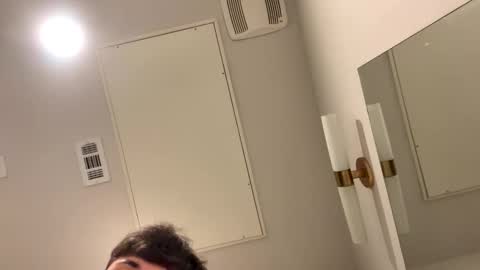 Snapshot of cezarthebreeder chatting on February 25, 11:58 pm cezarthebreeder online show from February 25, 11:58 pm