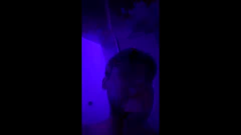 Snapshot of cezarthebreeder chatting on February 27, 10:26 am cezarthebreeder online show from February 27, 10:26 am