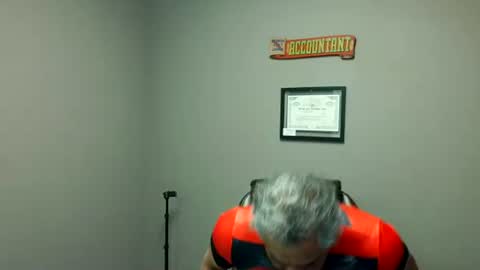 Snapshot of chacho1968 chatting on June 8, 11:32 am Chuck online show from June 8, 11:32 am