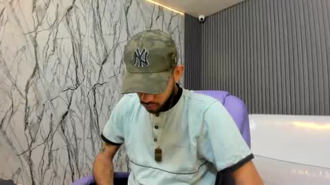 chacorta_ online show from April 5, 2:14 pm