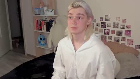 chad_logan online show from June 12, 7:13 pm