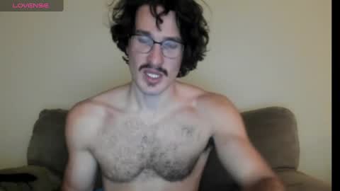 Snapshot of chadpowerz chatting on September 17, 3:08 am Lydong online show from September 17, 3:08 am