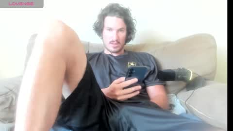 Snapshot of chadpowerz chatting on September 27, 4:01 pm Lydong online show from September 27, 4:01 pm