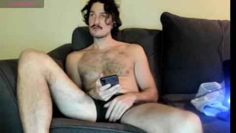 Snapshot of chadpowerz chatting on October 3, 2:19 am Lydong online show from October 3, 2:19 am