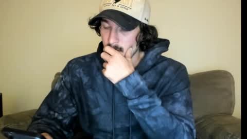 Snapshot of chadpowerz chatting on October 7, 2:20 am Lydong online show from October 7, 2:20 am