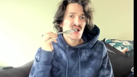 Snapshot of chadpowerz chatting on October 11, 6:39 pm Lydong online show from October 11, 6:39 pm