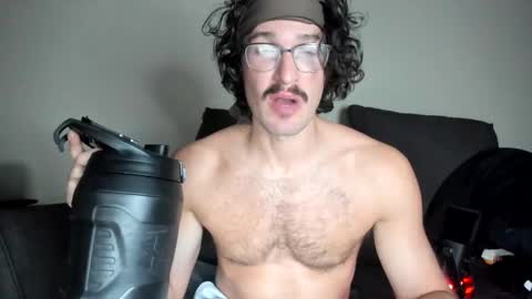 Snapshot of chadpowerz chatting on October 30, 8:05 am Lydong online show from October 30, 8:05 am