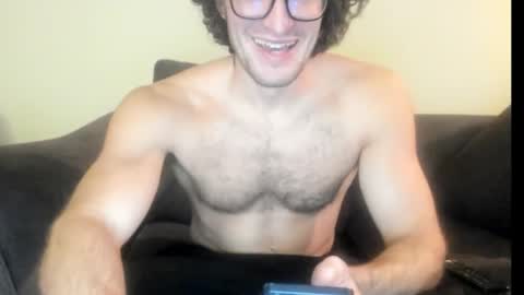 Snapshot of chadpowerz chatting on December 1, 5:34 am Lydong online show from December 1, 5:34 am