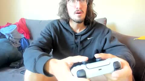 Lydong online show from April 3, 7:01 pm