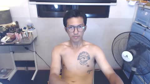 Snapshot of chaelshiecumsalot chatting on December 11, 12:55 pm ChaelskieCumMachine online show from December 11, 12:55 pm