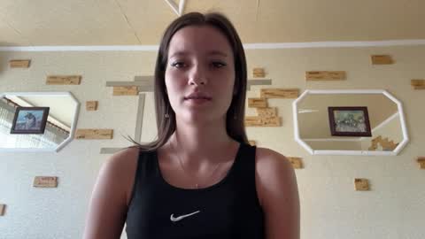 Luna online show from April 7, 8:04 am