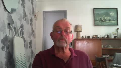 Snapshot of champers37 chatting on June 29, 1:55 pm Champers online show from June 29, 1:55 pm