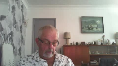 Snapshot of champers37 chatting on July 10, 7:45 am Champers online show from July 10, 7:45 am