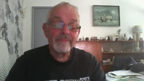 Snapshot of champers37 chatting on July 20, 9:12 am Champers online show from July 20, 9:12 am
