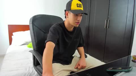 Kenji online show from October 25, 4:57 pm