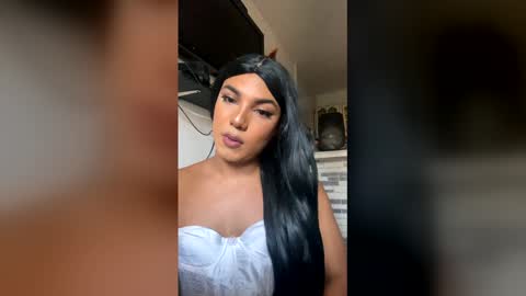 chanelfancy online show from February 11, 4:56 pm