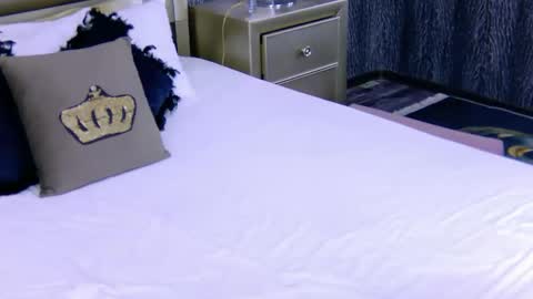 Snapshot of chanelledy1 chatting on November 19, 3:17 am chanelledy1 online show from November 19, 3:17 am