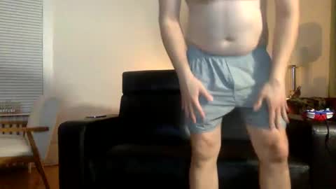 Snapshot of change340 chatting on January 4, 11:17 pm TATS AND TANNED online show from January 4, 11:17 pm