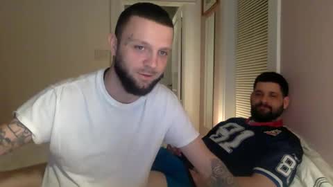 Snapshot of change340 chatting on February 22, 2:50 am TATS AND TANNED online show from February 22, 2:50 am