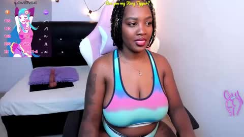 Snapshot of channel_brunette chatting on January 25, 6:57 pm Chanel online show from January 25, 6:57 pm