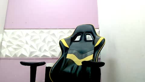 CHANNEL online show from April 5, 3:15 am