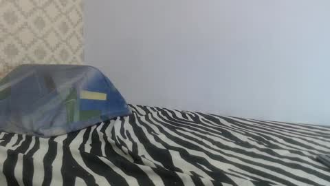 Raquel  online show from January 12, 6:05 pm