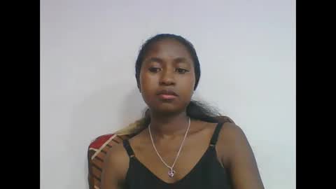 chantale483461 online show from April 14, 5:08 pm