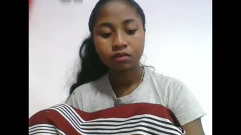 Snapshot of chantale483461 chatting on June 11, 4:32 am chantale483461 online show from June 11, 4:32 am