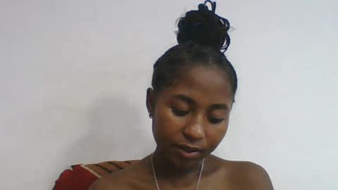 Snapshot of chantale483461 chatting on June 15, 5:59 pm chantale483461 online show from June 15, 5:59 pm