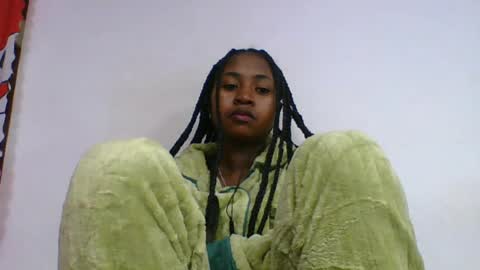 Snapshot of chantale483461 chatting on July 4, 6:25 pm chantale483461 online show from July 4, 6:25 pm