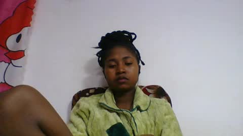 Snapshot of chantale483461 chatting on July 6, 3:03 pm chantale483461 online show from July 6, 3:03 pm