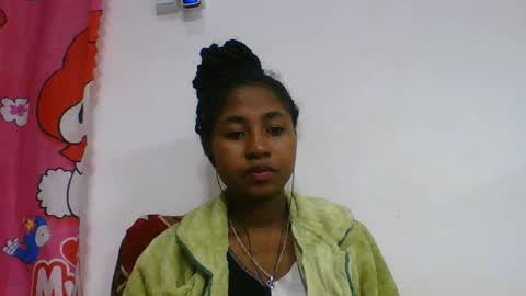 Snapshot of chantale483461 chatting on July 16, 5:13 am chantale483461 online show from July 16, 5:13 am
