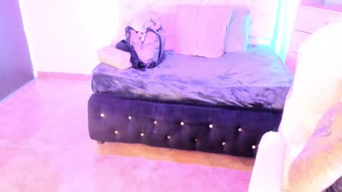 Snapshot of chantall_valkoba chatting on November 20, 3:07 am Chantall online show from November 20, 3:07 am