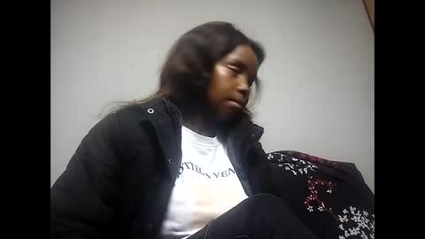 Snapshot of chante665 chatting on May 6, 11:26 am chante665 online show from May 6, 11:26 am