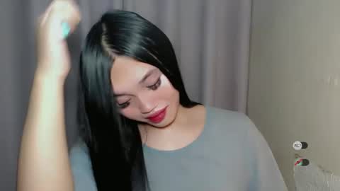 Snapshot of chantelle_fuckdoll chatting on December 7, 9:22 pm CHANTELLE online show from December 7, 9:22 pm
