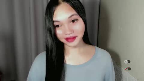 Snapshot of chantelle_fuckdoll chatting on December 11, 9:01 pm CHANTELLE online show from December 11, 9:01 pm
