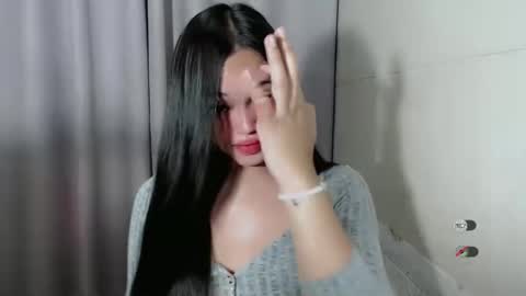 Snapshot of chantelle_fuckdoll chatting on February 9, 9:17 pm CHANTELLE online show from February 9, 9:17 pm