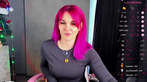 Snapshot of chaoka_ chatting on December 27, 7:18 am Suzanna Snow online show from December 27, 7:18 am