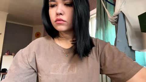 Lola online show from January 8, 8:38 am