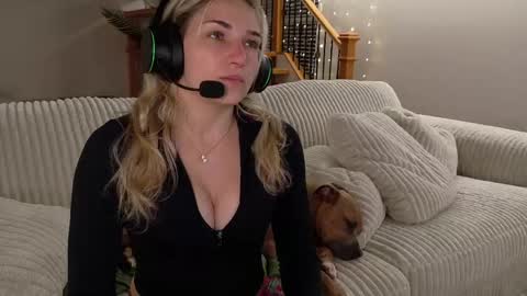 char  online show from March 19, 12:03 am