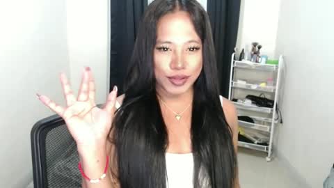 Snapshot of charcolita chatting on July 2, 12:33 pm Cristine online show from July 2, 12:33 pm