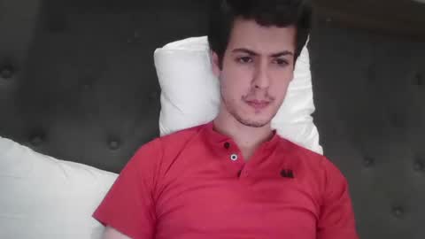 Snapshot of charismaticcharm chatting on January 5, 4:36 am charismaticcharm online show from January 5, 4:36 am