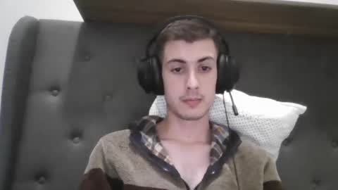 Snapshot of charismaticcharm chatting on January 23, 7:54 am charismaticcharm online show from January 23, 7:54 am