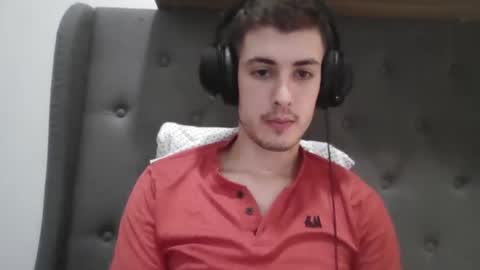 Snapshot of charismaticcharm chatting on January 26, 9:40 am charismaticcharm online show from January 26, 9:40 am