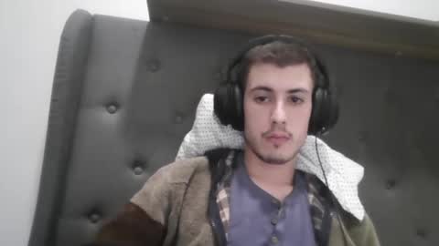 Snapshot of charismaticcharm chatting on January 31, 8:43 am charismaticcharm online show from January 31, 8:43 am