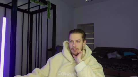 CHARLES SINS online show from February 14, 2:02 pm