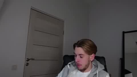 CHARLES SINS online show from March 3, 4:46 pm