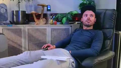 ASSPELUNKER online show from January 17, 2:49 am